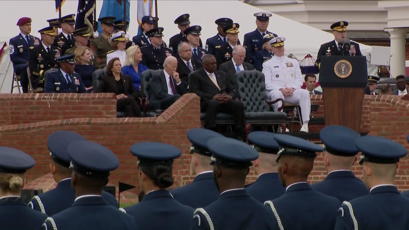 Wannabe dictator': US army chief swipes at Trump in farewell speech