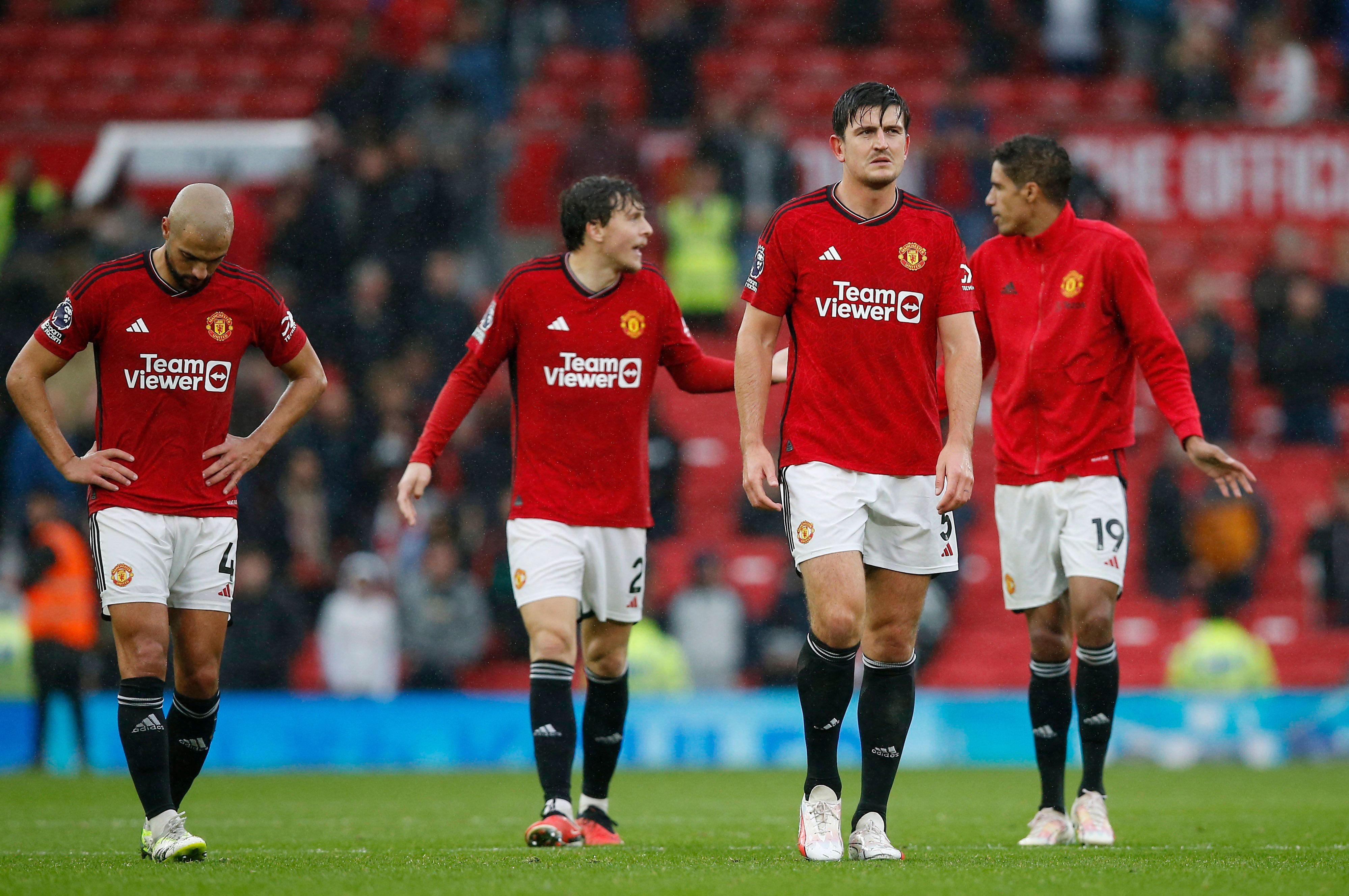 Manchester United and City suffer losses on day of surprises in the Premier  League | CNN