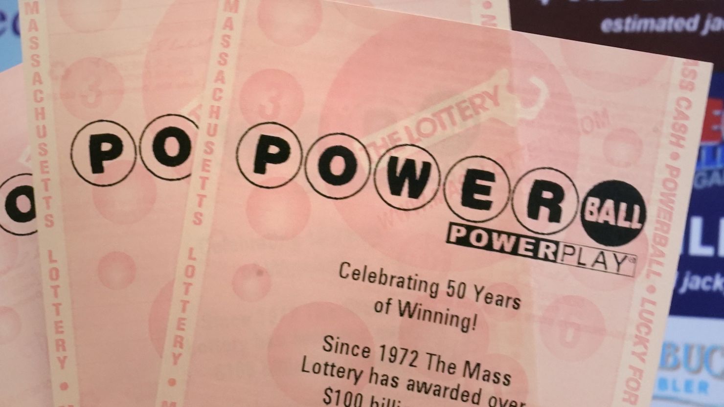 Powerball, Mega Millions jackpots now offer $863 million in total winnings