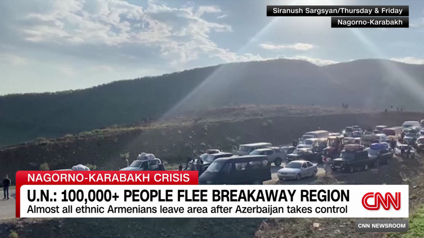 exp Ethnic Armenians flee Nagorno-Karabakh FST 100103ASEG1 CNNi World_00002001.png