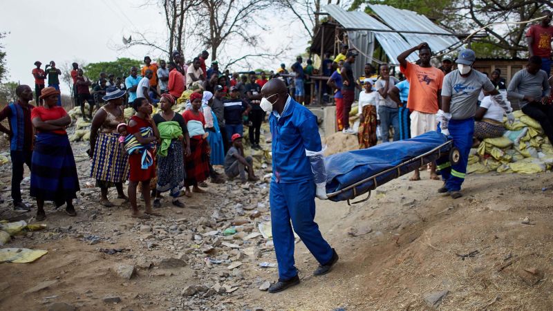 Спасителните екипи в Зимбабве продължават издирването на оцелели, три дни