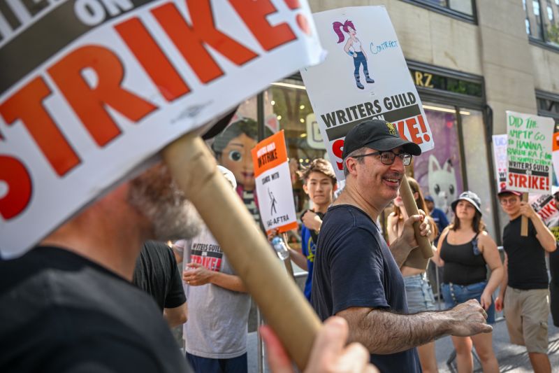 John Oliver Returns To His HBO Show, Urging More Workers To Unionize ...