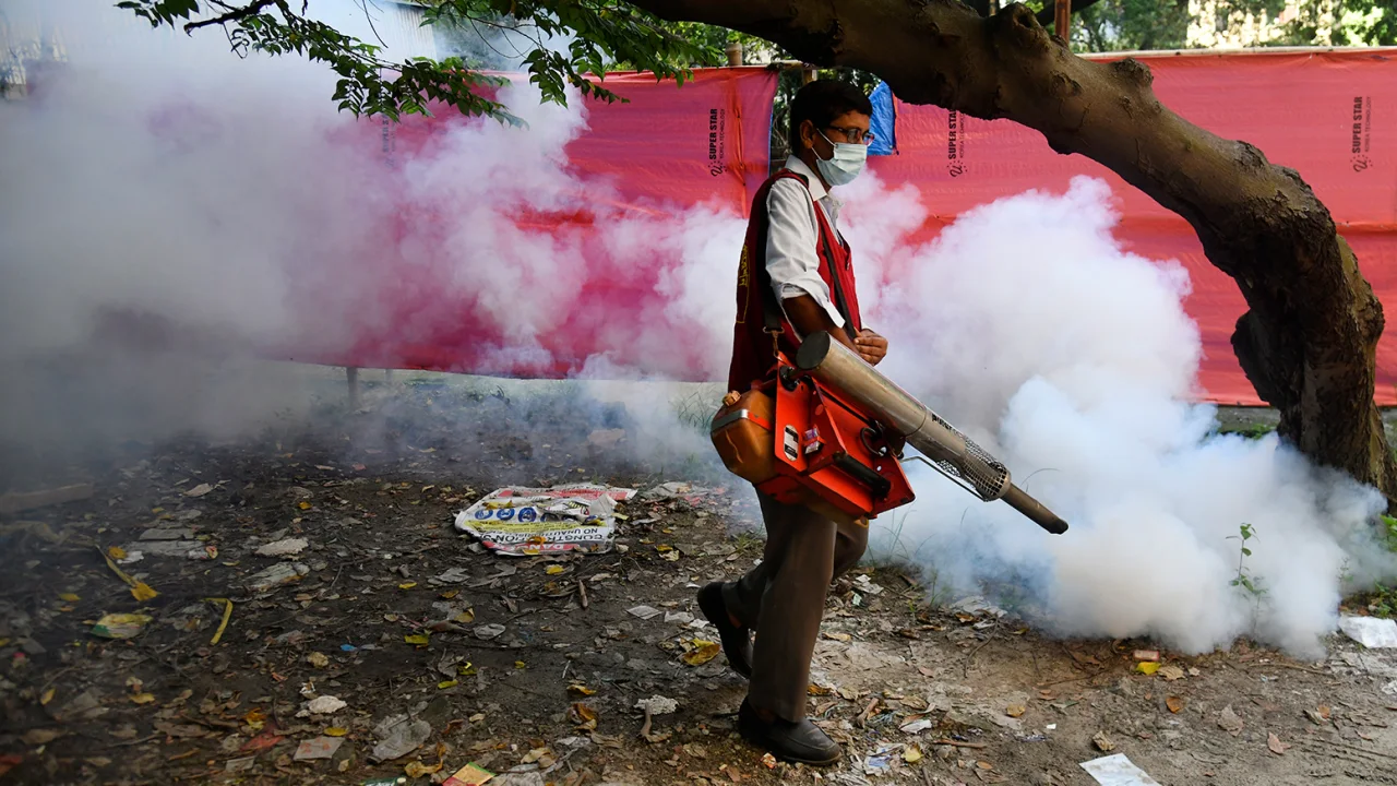 Bangladesh’s worst ever dengue outbreak has now killed more than 1,000 people (cnn.com)