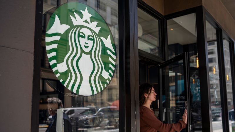 Read more about the article Starbucks set to close seven stores in San Francisco – CNN