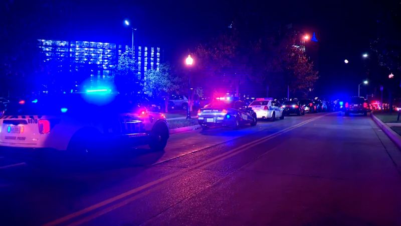 إطلاق النار في جامعة ولاية مورغان: قال مسؤولون إن خمسة أشخاص قُتلوا بالرصاص في جامعة ولاية مورغان، ولم تحدد الشرطة بعد مكان المشتبه به.