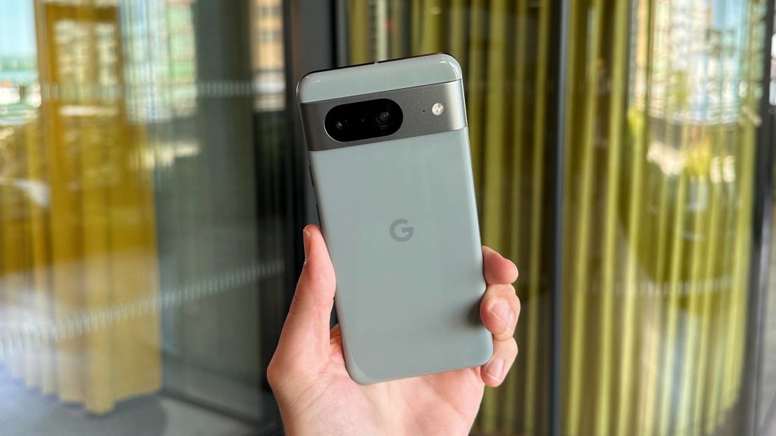 google pixel 8 hands on cnnu 9