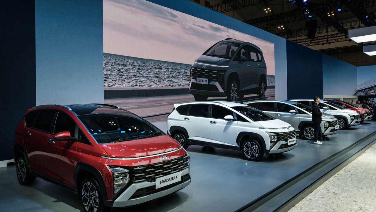 Hyundai présente son nouveau modèle « Stargazer X » lors d'un salon automobile en Indonésie en août. 