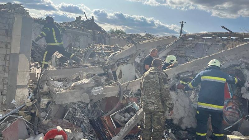 Russian attack on shop in eastern Ukraine kills 48, officials say | CNN