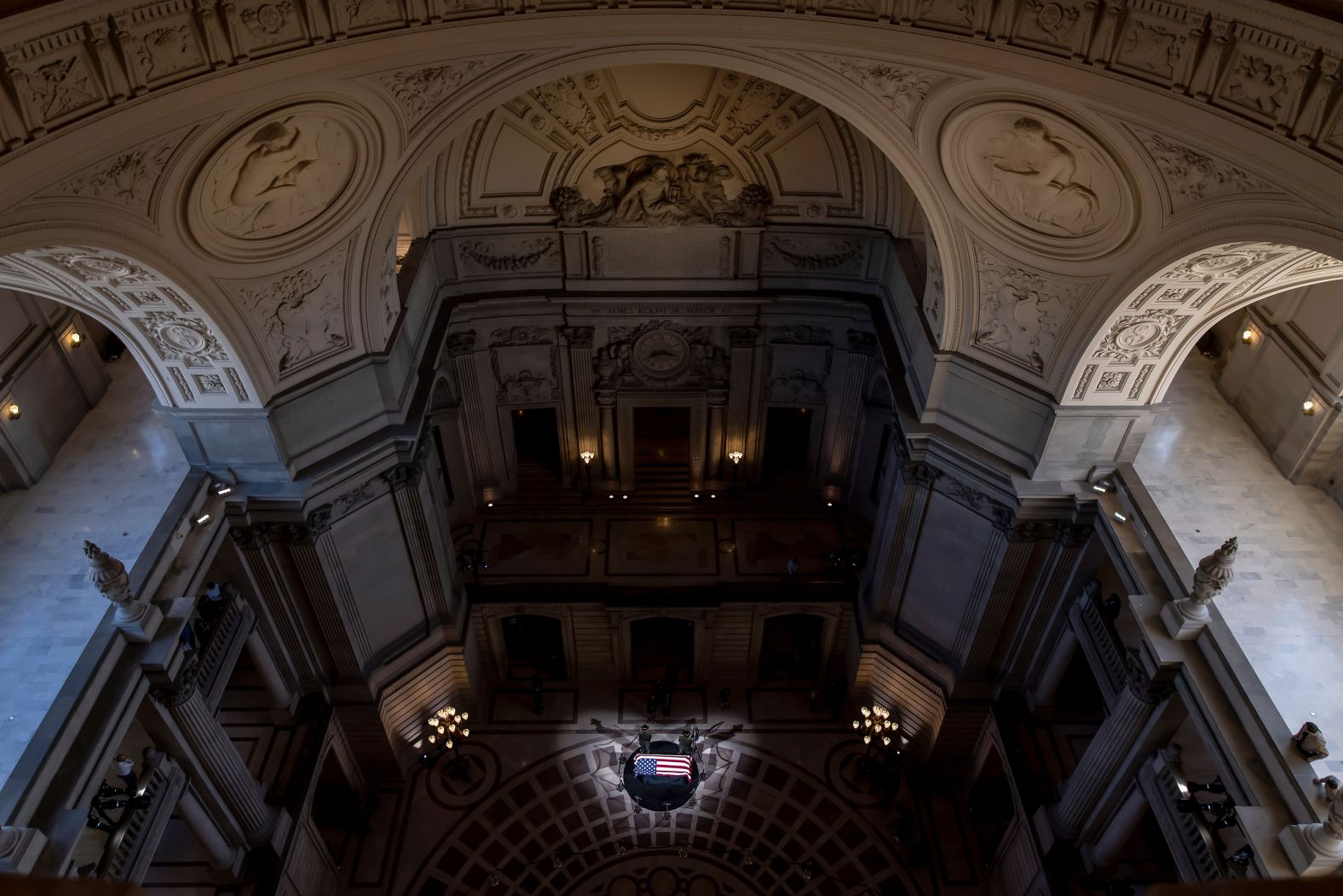 The casket of US Sen. Dianne Feinstein rests in the Rotunda of San Francisco's City Hall during a public viewing on Wednesday, October 4. <a href="http://www.cnn.com/2023/09/28/world/gallery/photos-this-week-september-21-september-28-ctrp/index.html" target="_blank">See last week in 31 photos</a>.