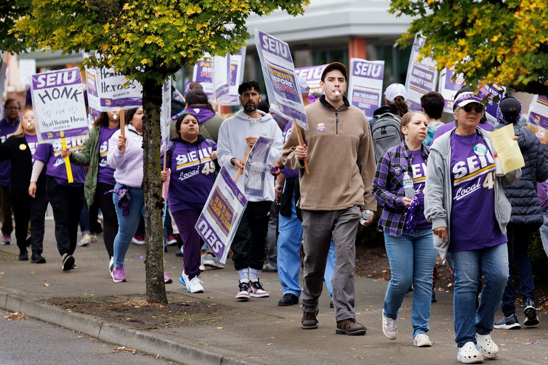 About four thousand members of SEIU (Service Employees International Union) Local 49 struck Kaiser-Permanente facilities around Portland, Oregon on October 4, 2023 as part of a nationwide series of health care strikes. Local grievances reportedly center on staffing and work-load. 