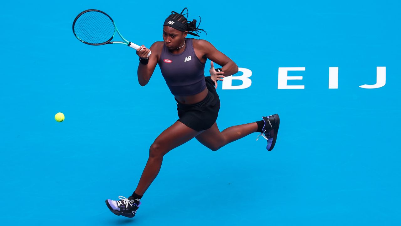 Coco Gauff loses to Iga Świątek at China Open to snap 16match win