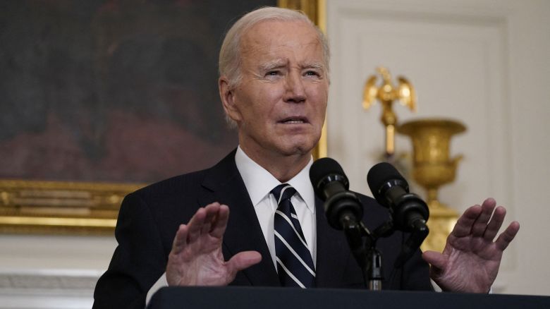 U.S. President Joe Biden speaks about the conflict in Israel, after Hamas launched its biggest attack in decades, while making a statement about the crisis, at the White House in Washington, U.S. October 7, 2023. REUTERS/Elizabeth Frantz