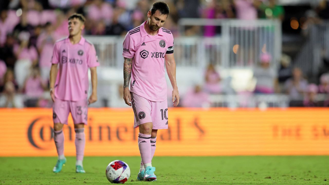 Lionel Messi suffers first defeat in Inter Miami colors while Wayne Rooney parts ways with D.C. United | CNN