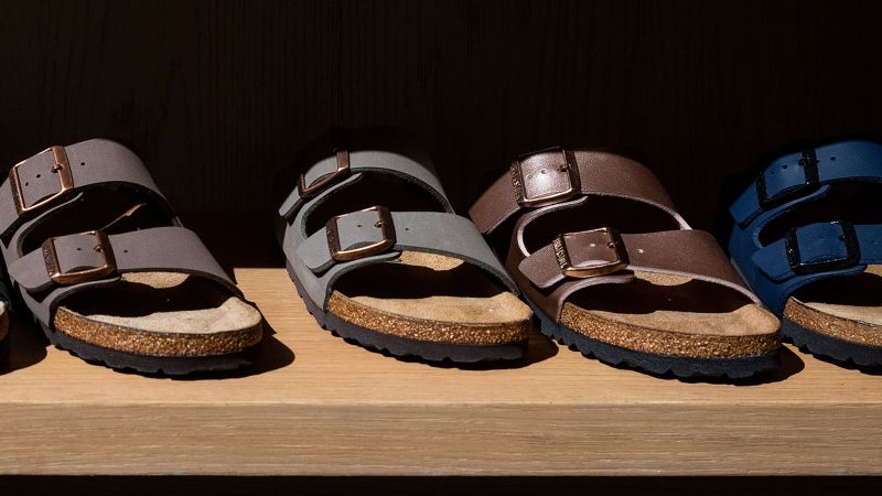 Closed in online birkenstocks