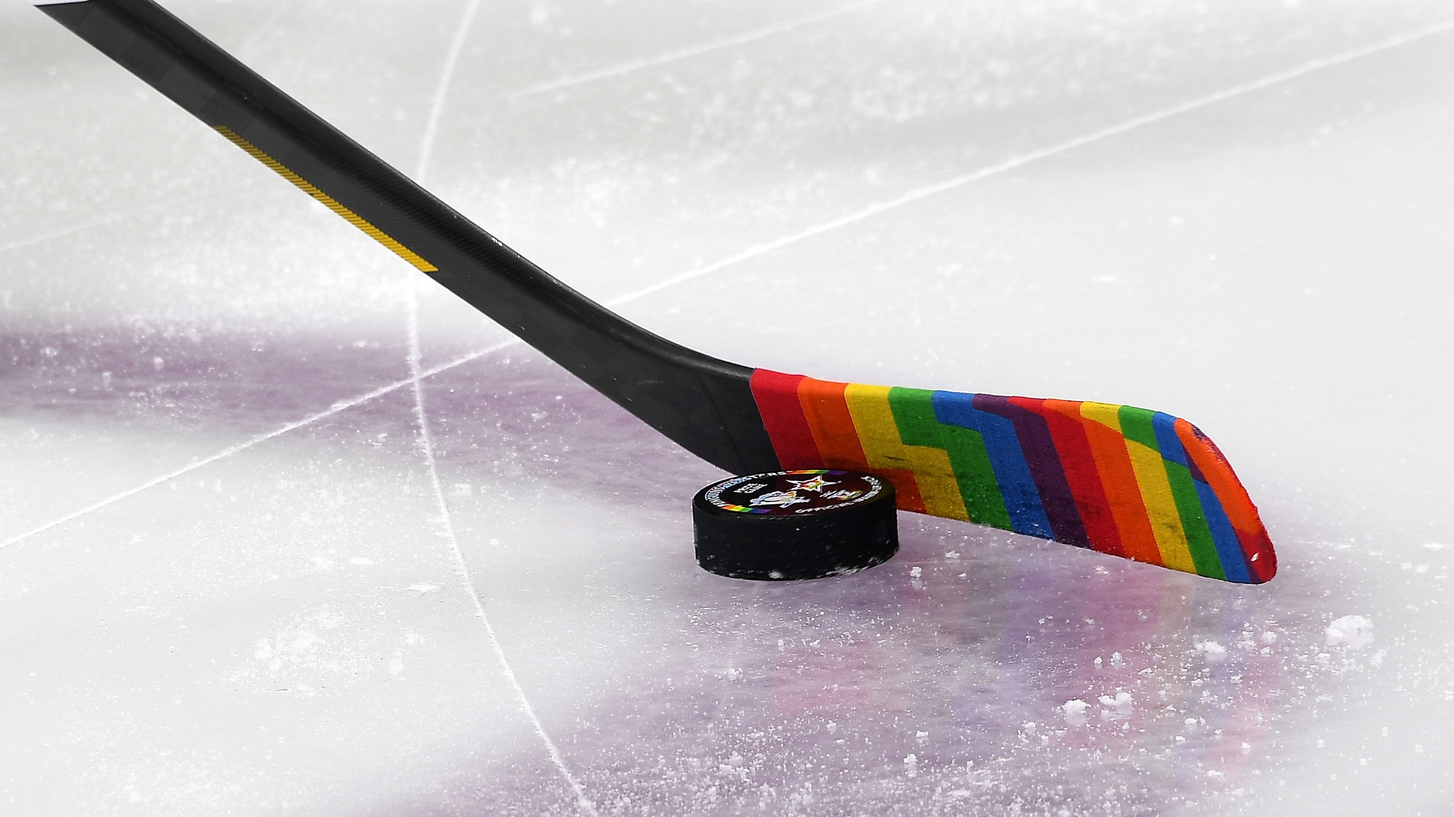 Check out Dallas Stars' pride-themed warmup jerseys