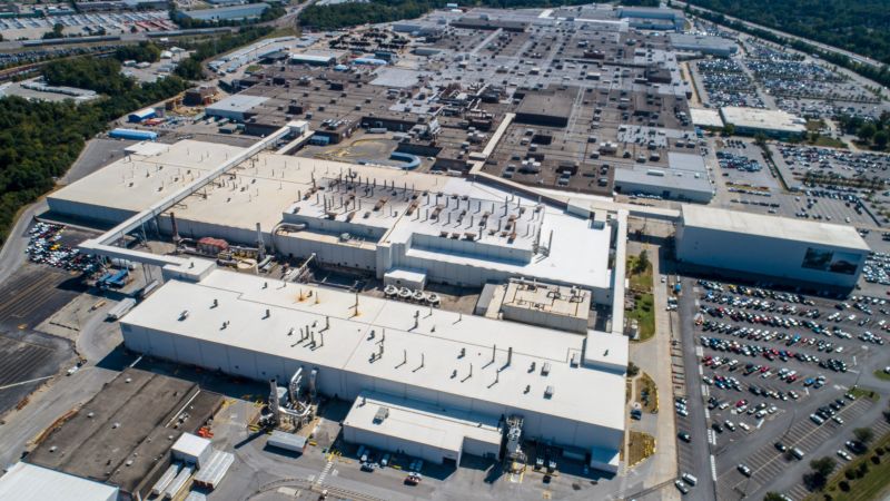 UAW memperluas pemogokan, mencapai pabrik terbesar Ford