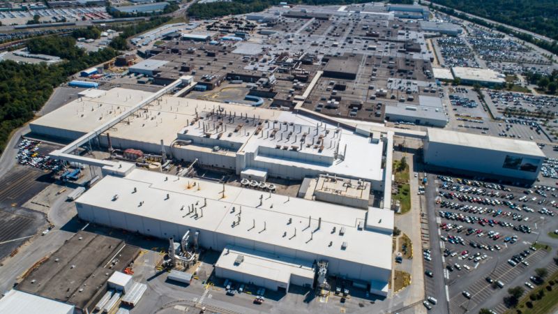 UAW breidt de staking uit en bereikt de grootste fabriek van Ford