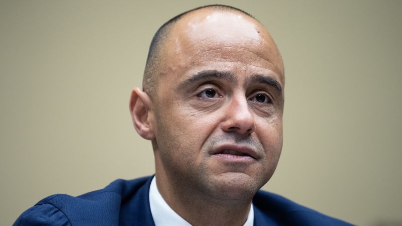 NextImg:Top DOJ prosecutor in DC refutes claim that he blocked Hunter Biden tax charges in his district | CNN Politics