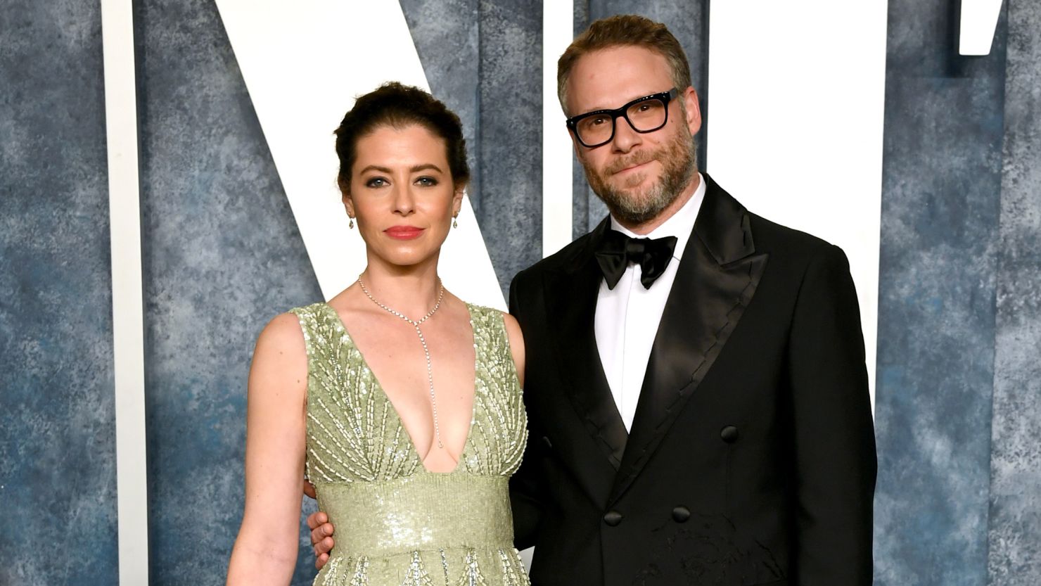 Lauren Miller Rogen and Seth Rogen attend the 2023 Vanity Fair Oscar Party.