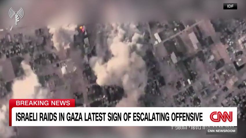 exp israel gaza raids robertson pkg 101412aseg1 cnni world_00012101.png