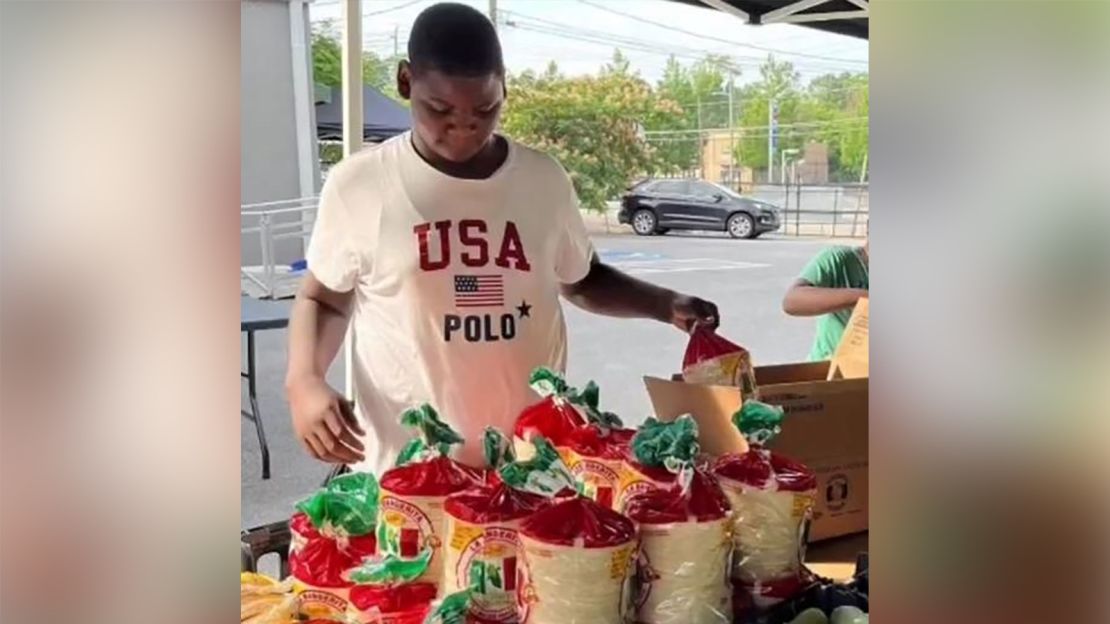 Deshon DuBose volunteers at a food drive. He enjoyed helping people who were less fortunate, his mother said.