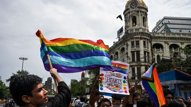 NextImg:India's top court stops short of legalizing same-sex marriage in landmark LGBTQ ruling | CNN