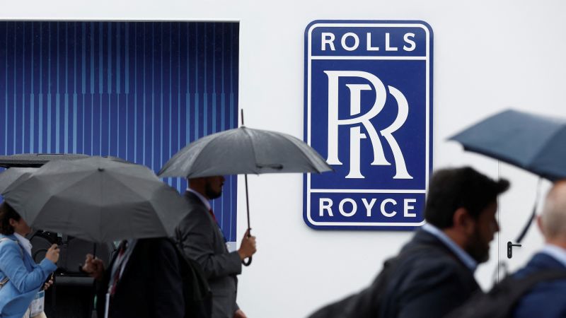 Производителят на авиационни двигатели Rolls-Royce ще съкрати до 2500 работни