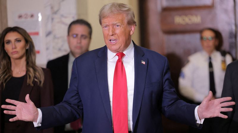 NextImg:Trump decries gag order in federal 2020 election subversion case | CNN Politics