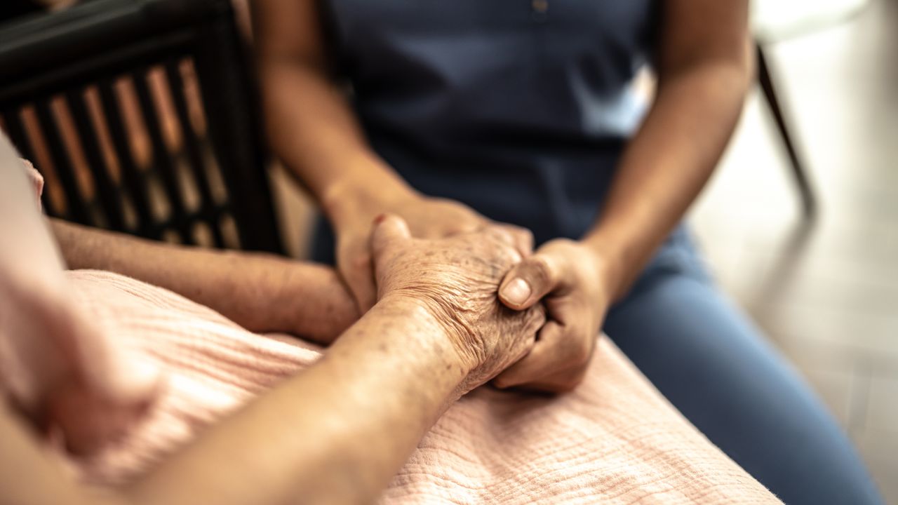 Blood tests for Alzheimer’s are likely to become common in the years ahead, but the Alzheimer’s Association says it’s premature to offer a test of this kind directly to consumers.