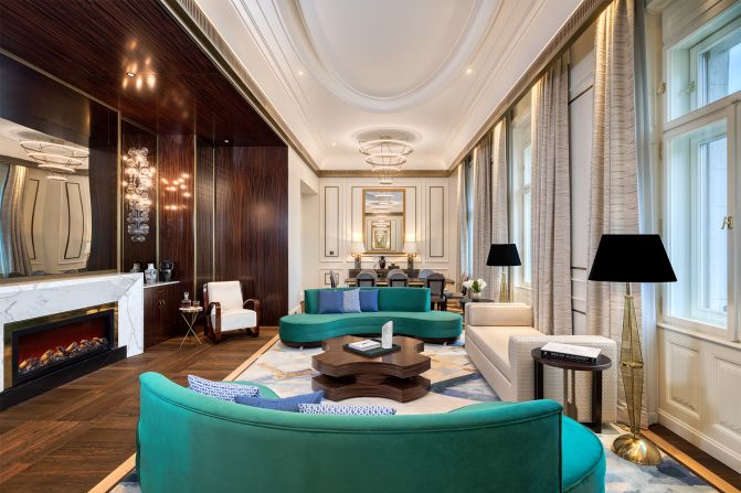 <strong>Maria Klotild Suite: </strong>Named for the archduchess who commissioned the palace's construction, the Maria Klotild Suite is the hotel's prestige accommodation.