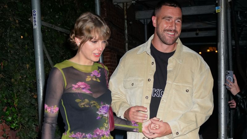 NextImg:Travis Kelce spills on his NYC weekend with Taylor Swift | CNN