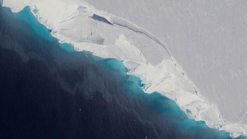 Perubahan iklim: Studi menemukan pencairan es Antartika Barat yang cepat ‘tidak bisa dihindari’