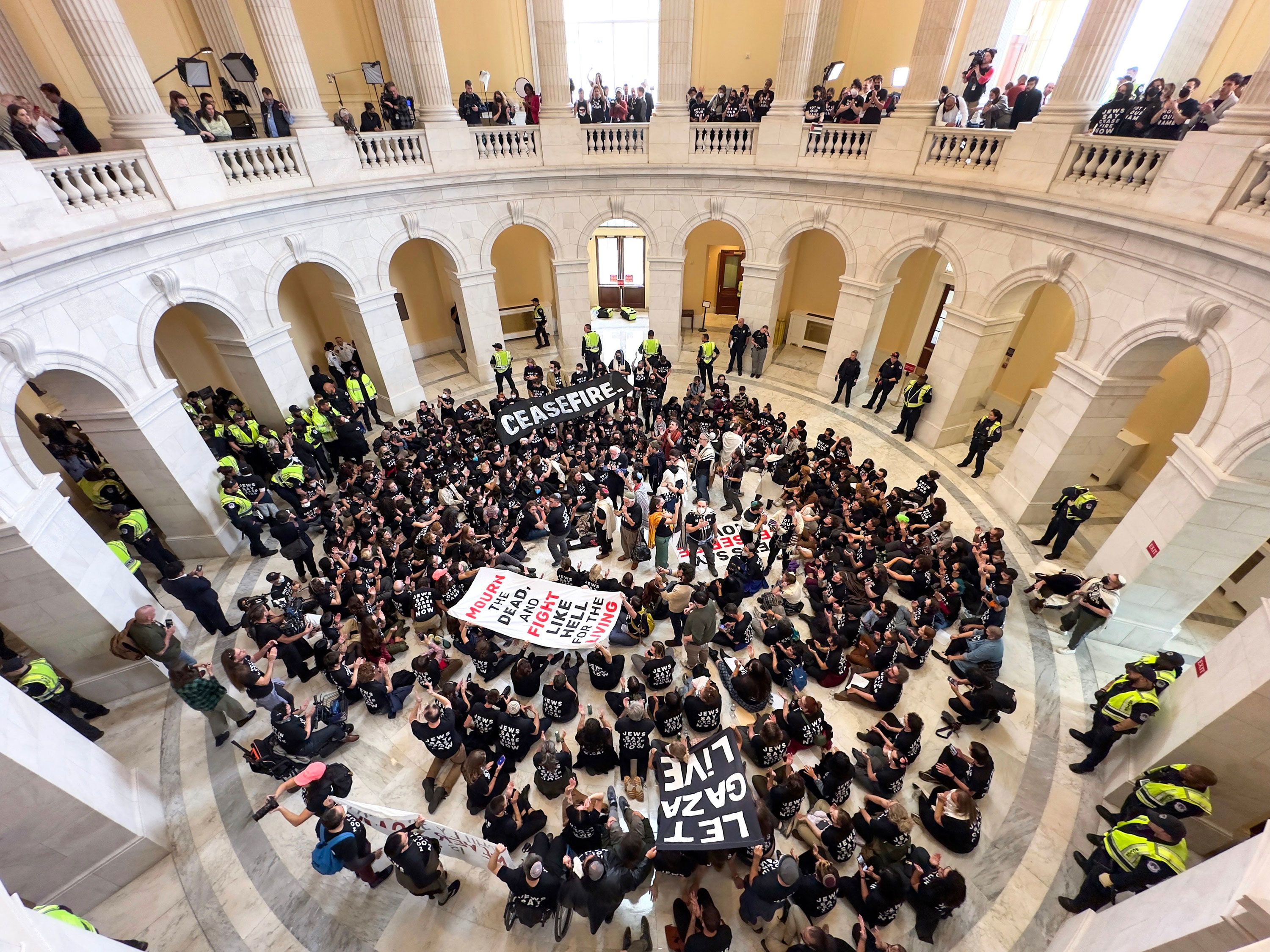 10,000 march on MN Capitol for Gaza — Fight Back! News