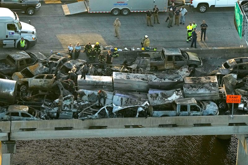 7 People Dead After More Than 160 Vehicles Crashed Along Louisiana’s I ...