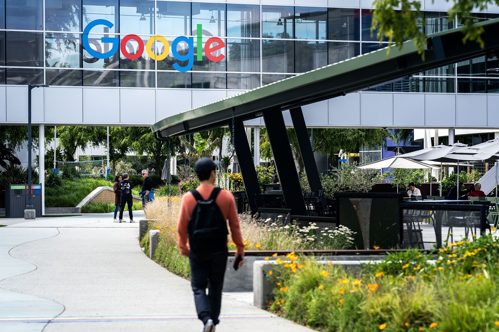 News publishers group urges government to investigate Google for blocking some California news outlets