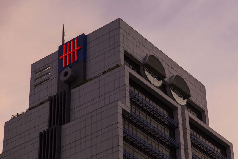 Controversial Transformation: Concerns arise over renovation of Thailand's iconic Robot Building