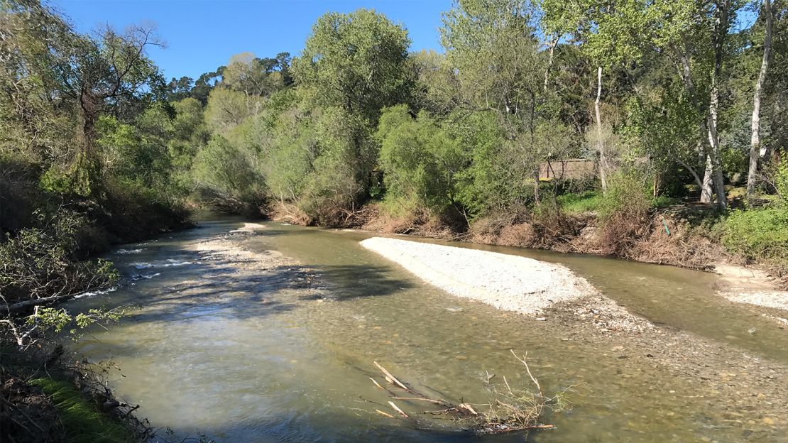Rivers and streams are often diverted or altered to make way for a golf course, but conservationists want them to flow freely.