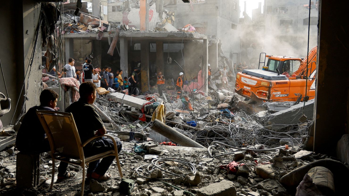 Opinion: I’m an American stranded in Gaza. Why isn’t the US doing more