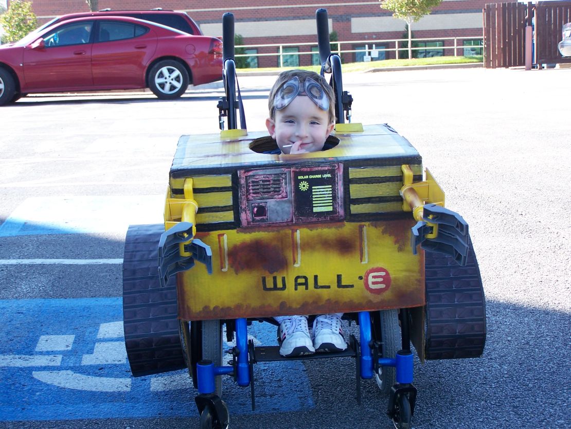 Lon designed the WALL-E costume so Reese could move the robot's arms from inside. He had to remove six inches off the sides so it could fit through a doorway.
