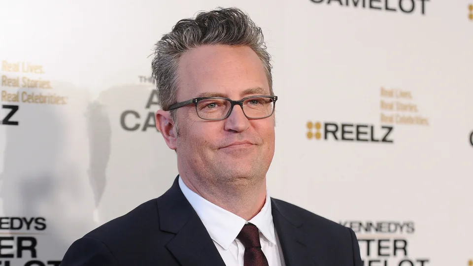 231028203352-matthew-perry-2017-restricted.jpg