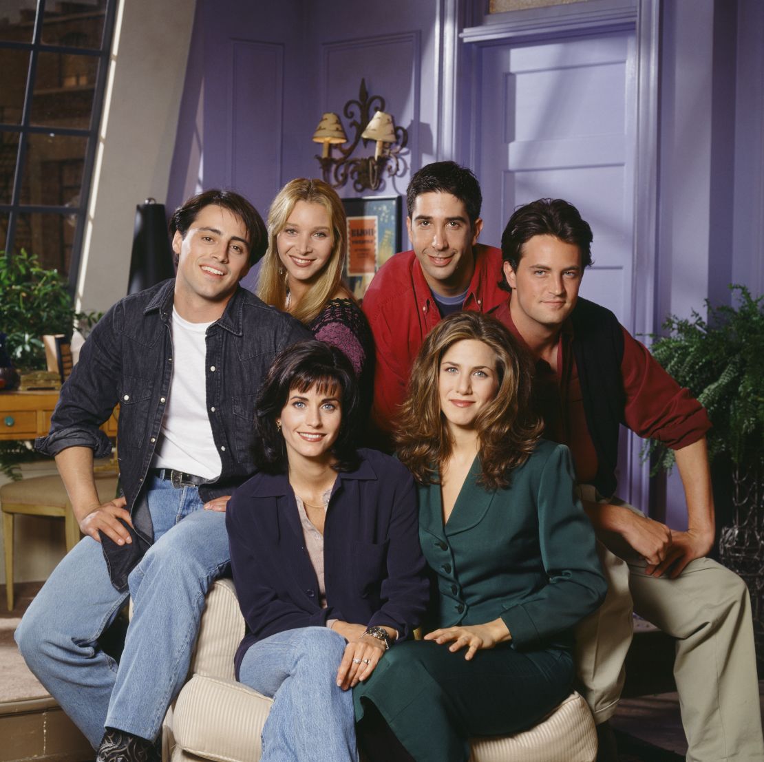 FRIENDS -- Season 1 -- Pictured: (back l-r) Matt LeBlanc as Joey Tribbiani, Lisa Kudrow as Phoebe Buffay, David Schwimmer as Ross Geller, Matthew Perry as Chandler Bing (front l-r) Courteney Cox as Monica Geller, Jennifer Aniston as Rachel Green  -- (Photo by Reisig & Taylor/NBCU Photo Bank/NBCUniversal via Getty Images via Getty Images)