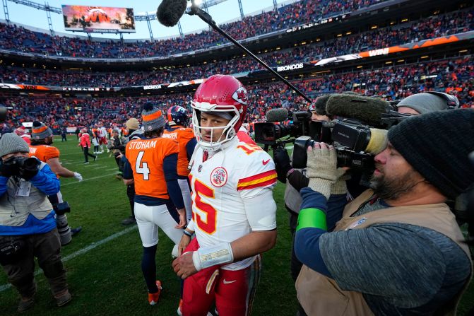 Kansas City Chiefs quarterback Patrick Mahomes walks off the field after the Chiefs' loss to the Denver Broncos on October 29. Mahomes, <a href="index.php?page=&url=https%3A%2F%2Fwww.cnn.com%2F2023%2F10%2F29%2Fsport%2Fnfl-week-8-how-to-watch-spt-intl%2Findex.html" target="_blank">who was set to make history with a win</a>, threw two interceptions and no touchdowns.