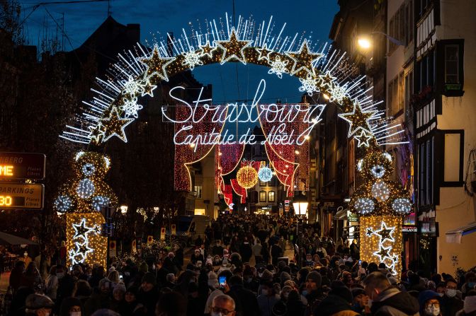 <strong>Strasbourg Christmas Market, France: </strong>Spread over more than 10 locations, this markets features hundreds of wooden chalet stalls selling everything from decorations to mulled wine.