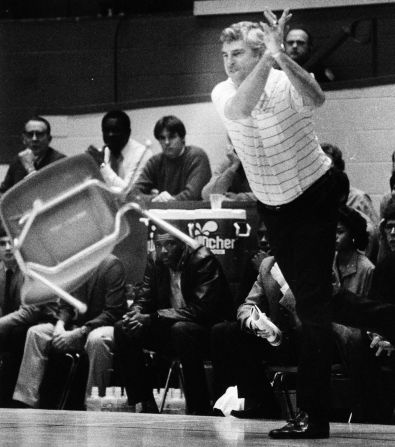 Knight pitches a chair across the floor during Indiana's 72-63 loss to Purdue in 1985.