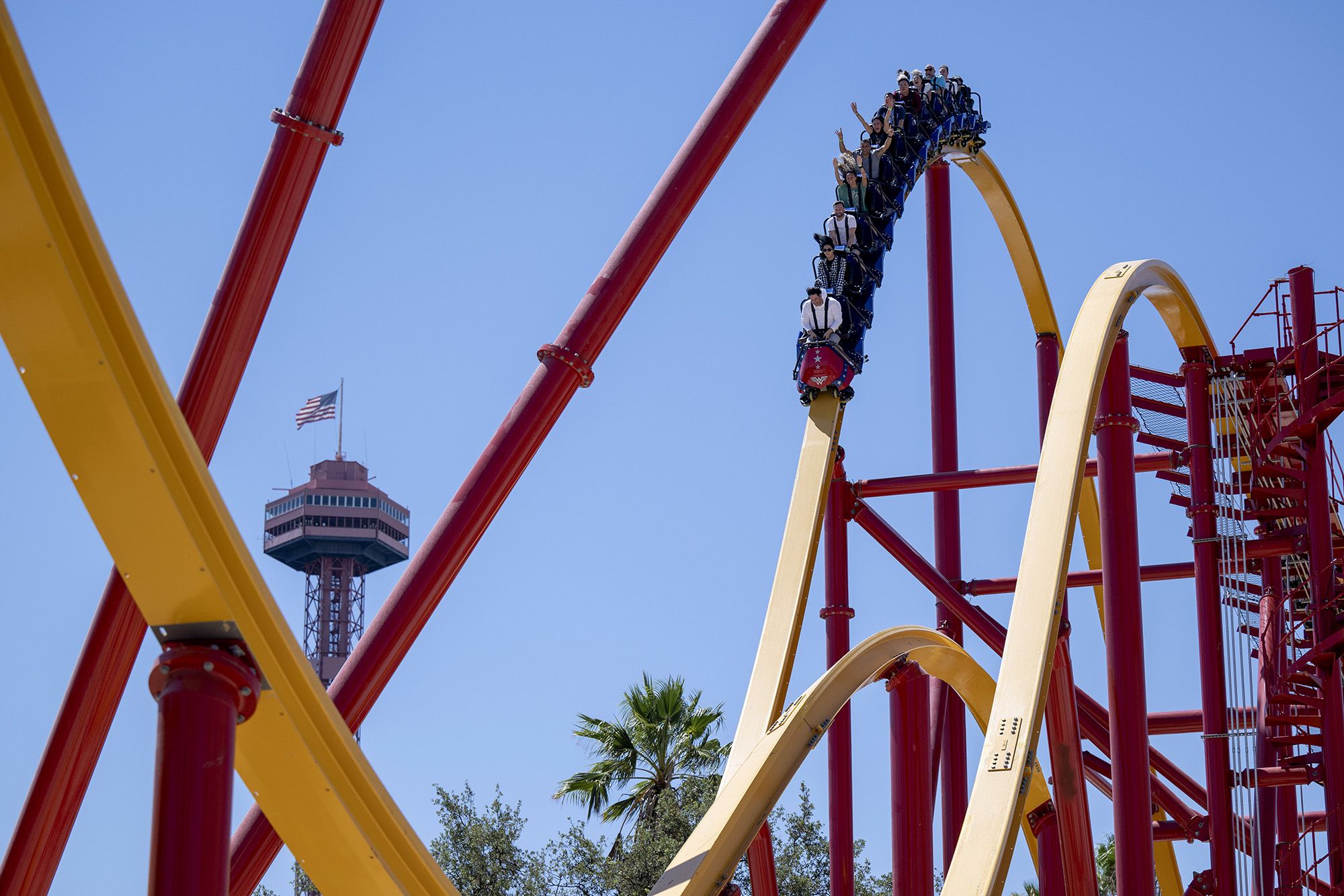 Theme Park Insider on LinkedIn: Which parks will close in Cedar Fair/Six  Flags deal?