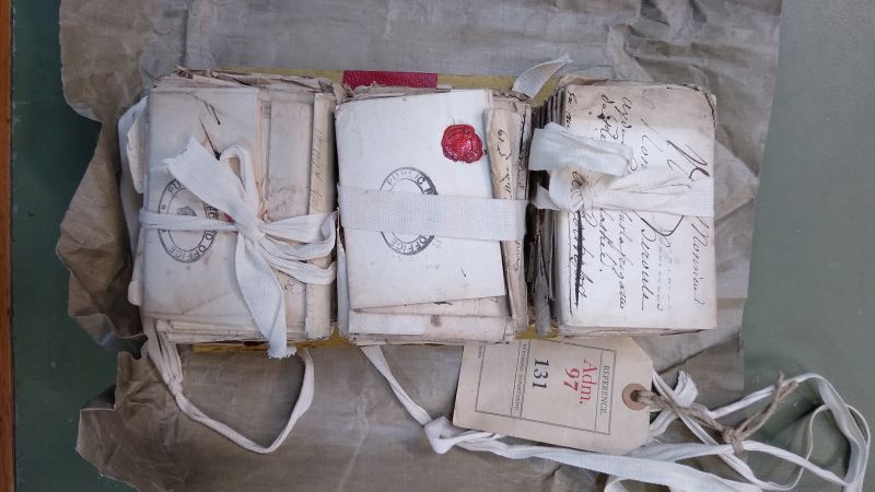 Franse liefdesbrieven, 265 jaar geleden geschreven, zijn voor het eerst geopend