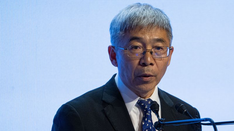 中国领导人在香港世界金融会议上捍卫经济立场