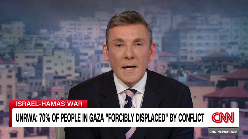 exp gaza israel war displaced killed mclean pkg 110712ASEG2 cnni world_00000315.png