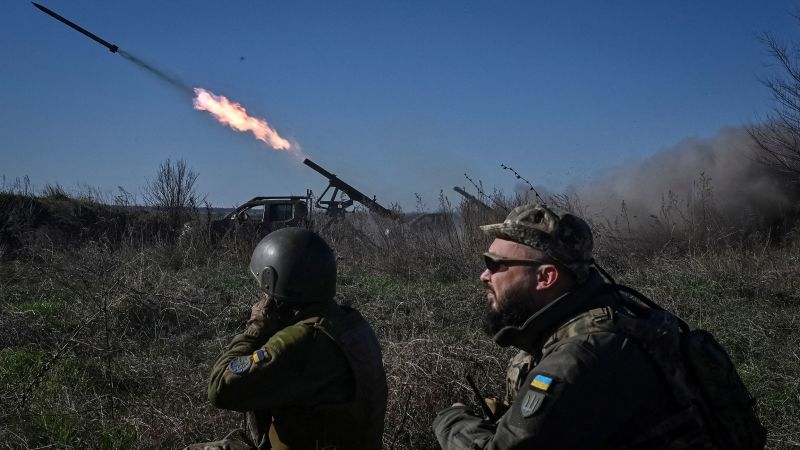 Putin aims for show of power and reassurance as war in Ukraine appears at  stalemate