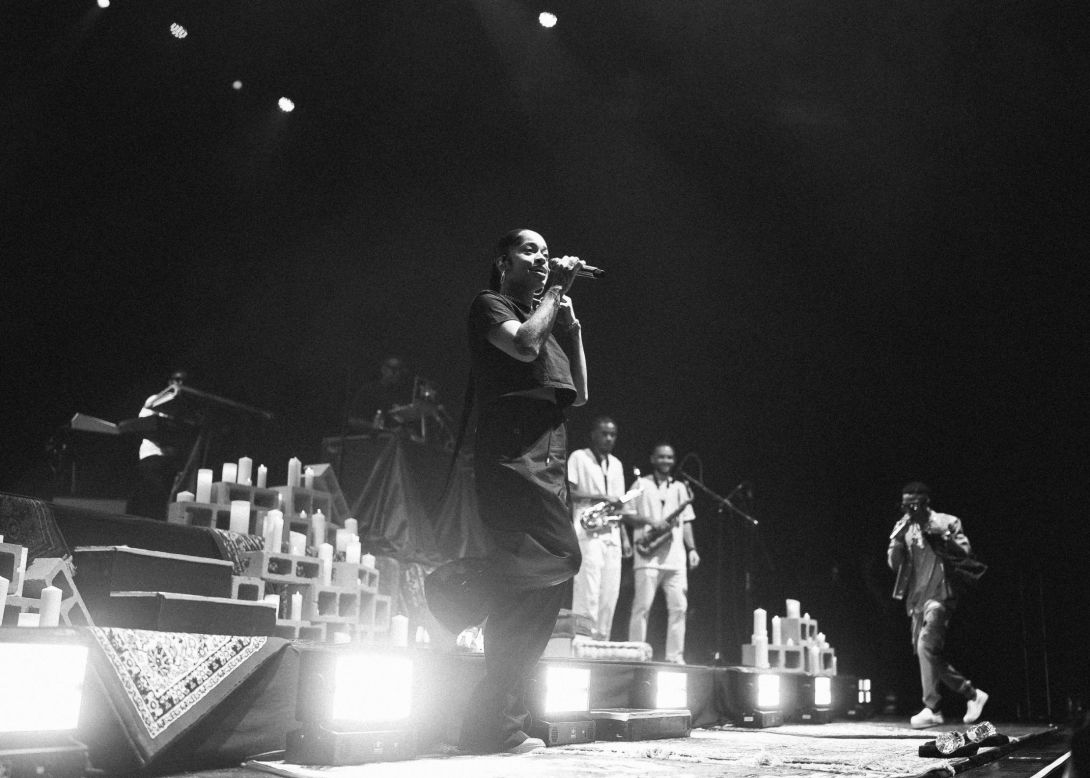 English R&B singer Ella Mai and Wizkid at The Wiltern, Los Angeles, in September 2021. "Seeing where Afrobeats has come to now, it's been an amazing journey," the photographer reflected, and "it's only going to get bigger."